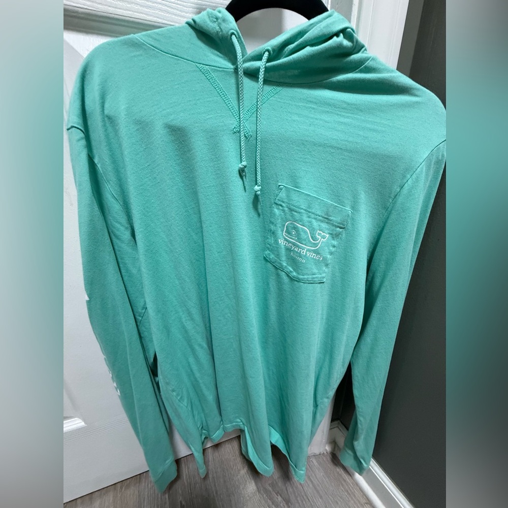 Vineyard Vines Boston Top